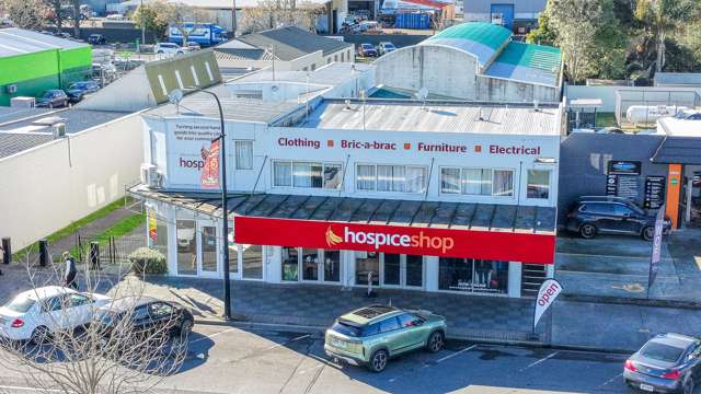 Retail Opportunity on Broadway