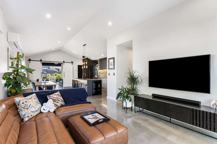 64 Riverhead Point Drive Riverhead_7