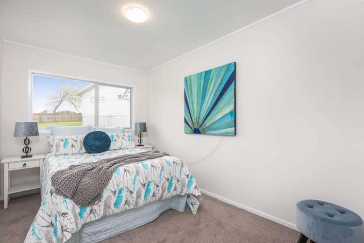 15 Ravenna Way Clover Park_12