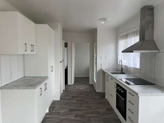 3 Werrina Crescent Mangakakahi_2