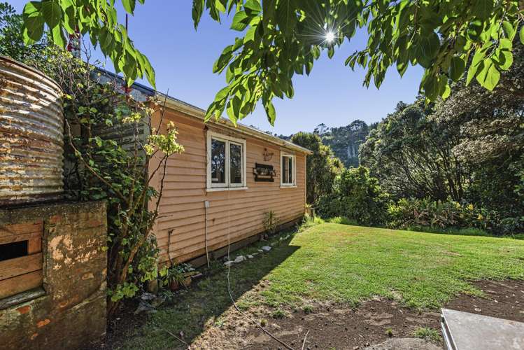 6 Rangi Street Mokau_16