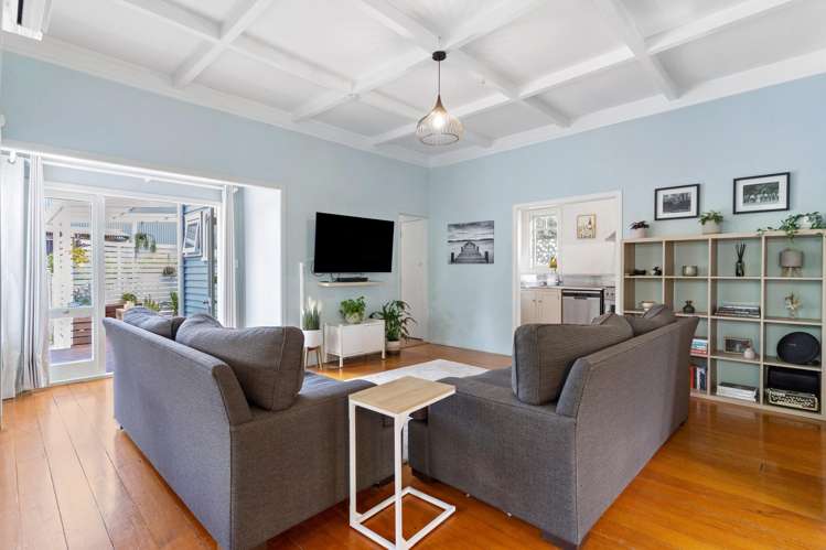 33 Rambler Crescent Beach Haven_6