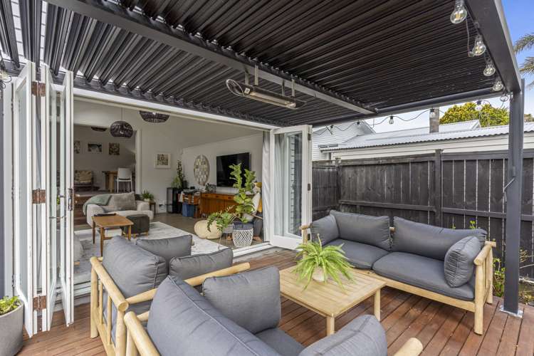 52 Woodward Road Mount Albert_5