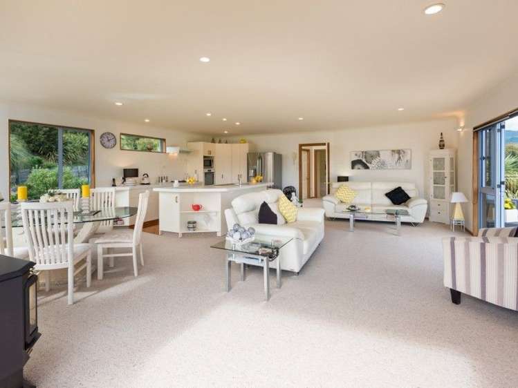 28 Moana View Road Waikawa_8