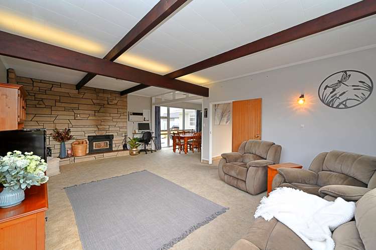 38 Upham Crescent Taradale_4