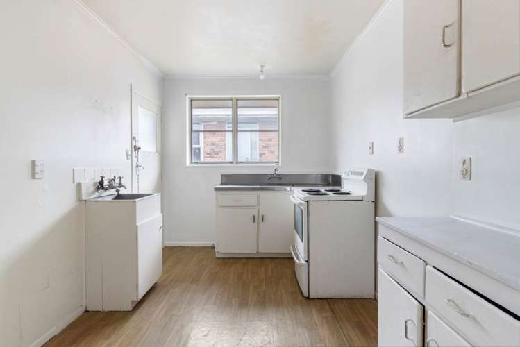 5/2 Browns Road Manurewa_9