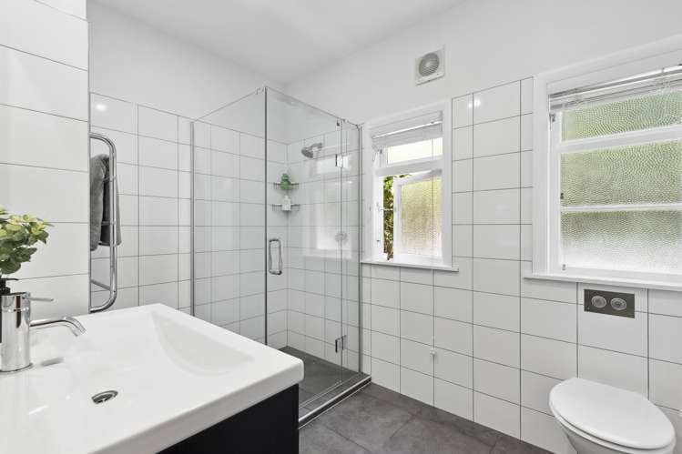 51 Cockayne Road Khandallah_12