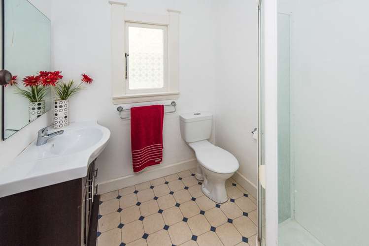 7 Central Avenue Gonville_13