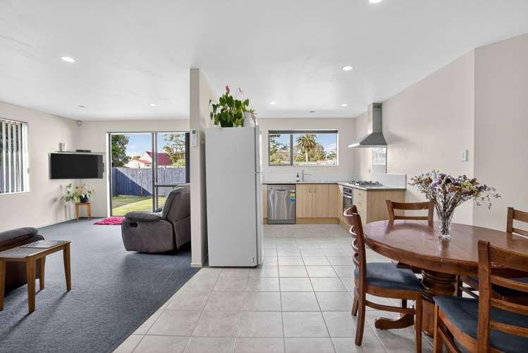 10 Aitkenhead Court, Parakai Helensville_5