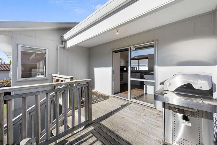 1/144 Bradbury Road Botany Downs_18