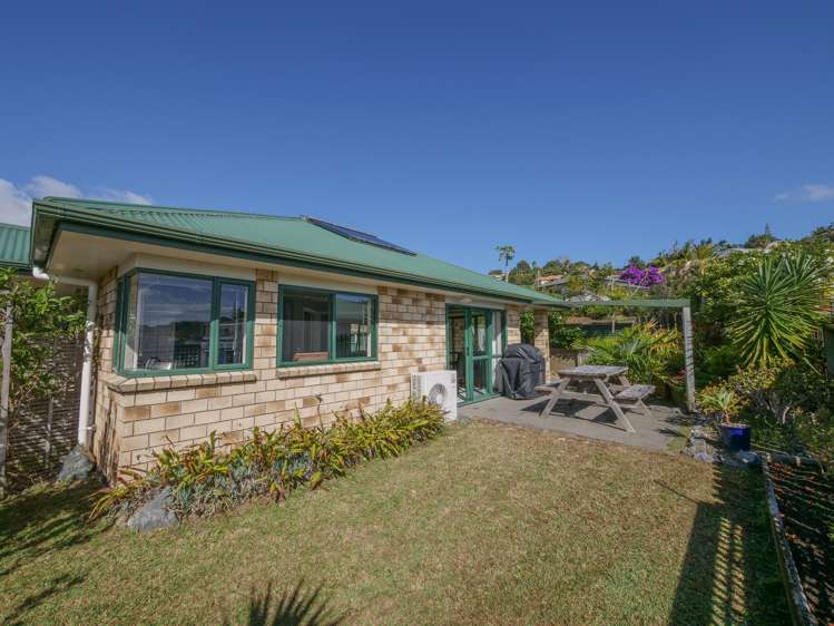 20 Hibiscus Avenue Cable Bay_11