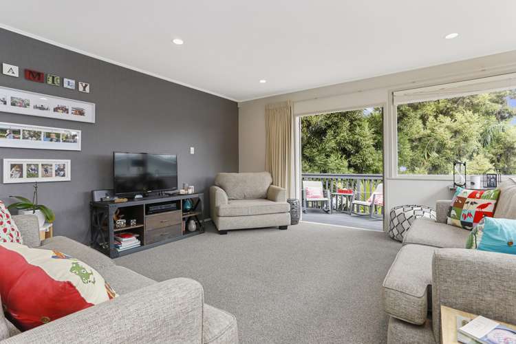 15 Scotstoun Place Glen Eden_8