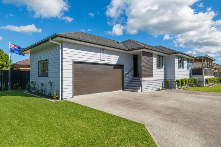 7 Raabia Close Parakai_0