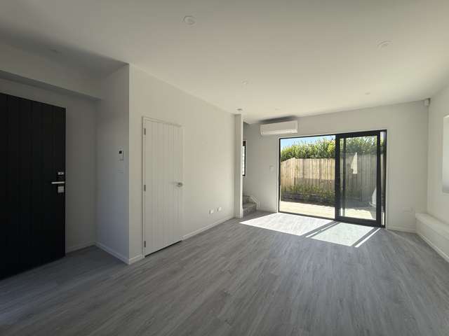 3/33 Garadice Road Rothesay Bay_1
