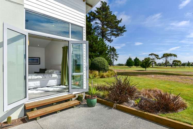 18 Fishermans Rest Waimairi Beach_20