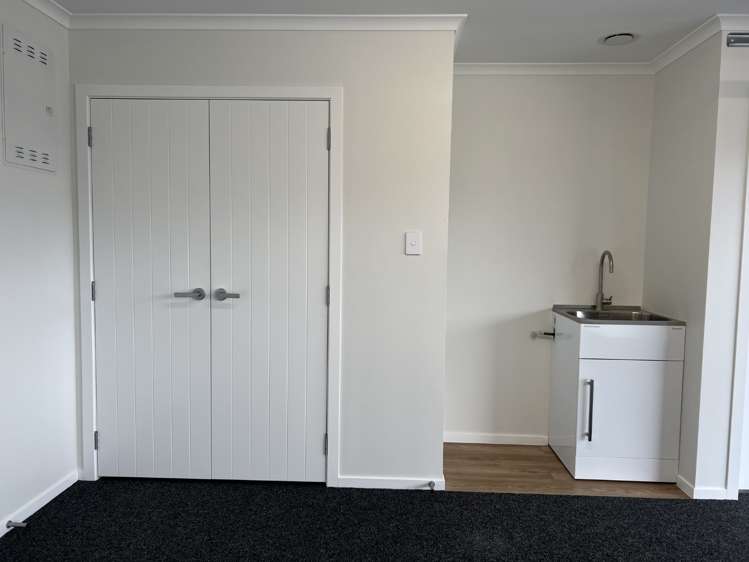 18 Kekewai Place 2033_15