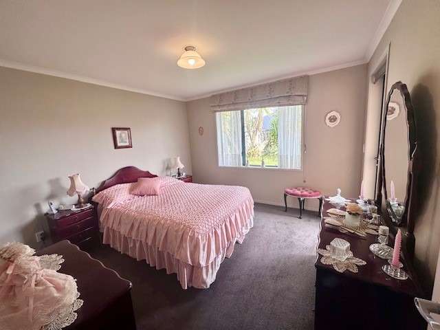 71 Warburton Crescent 11385_4