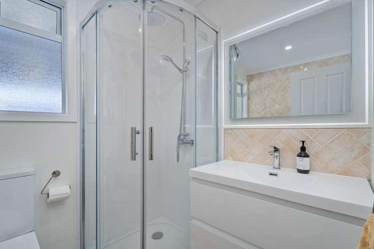 117 Robinson Road Whitianga_12