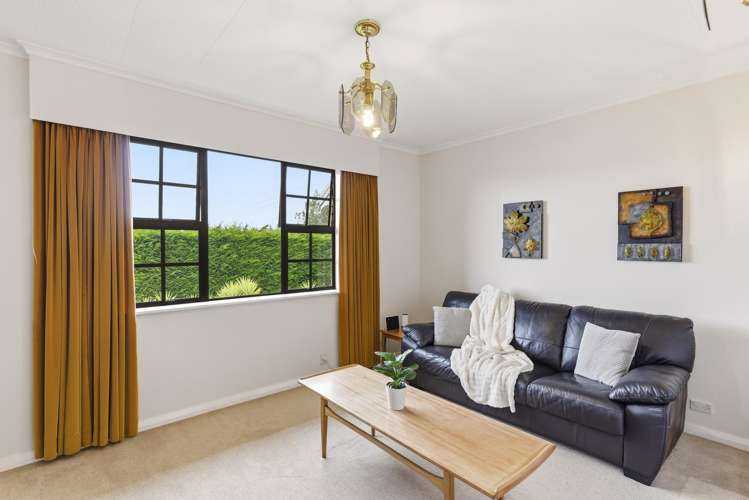 15 Koputaroa Road Levin_47