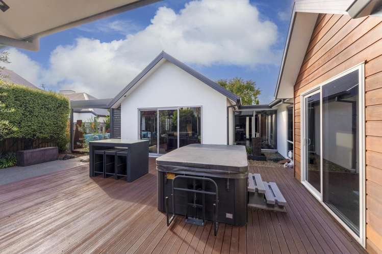 3 Bluestone Drive_2