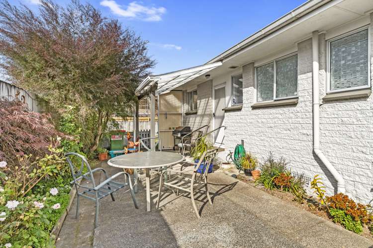 1b Odette Street Bader_11