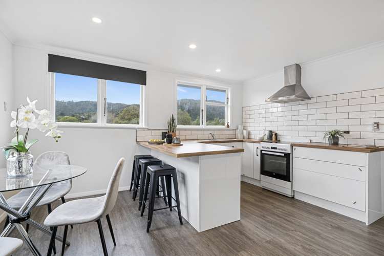 8 Logie Street Stokes Valley_13