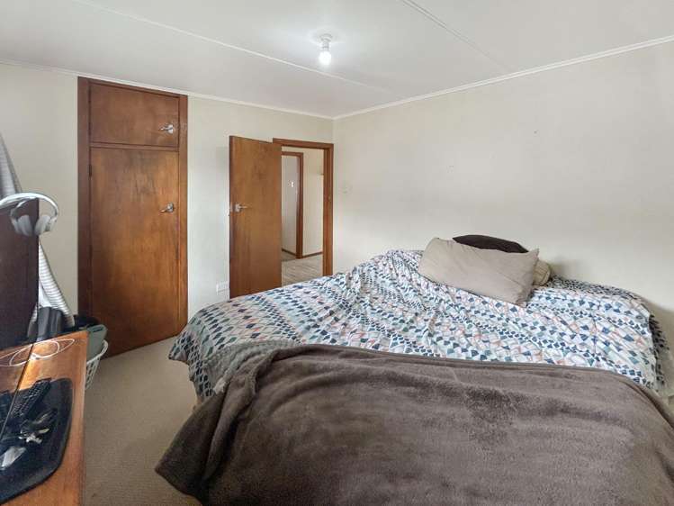 2/7 Blenheim Place 10844_7