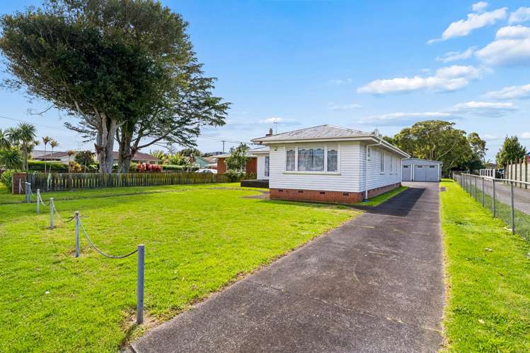 8 Robertson Road Mangere_6