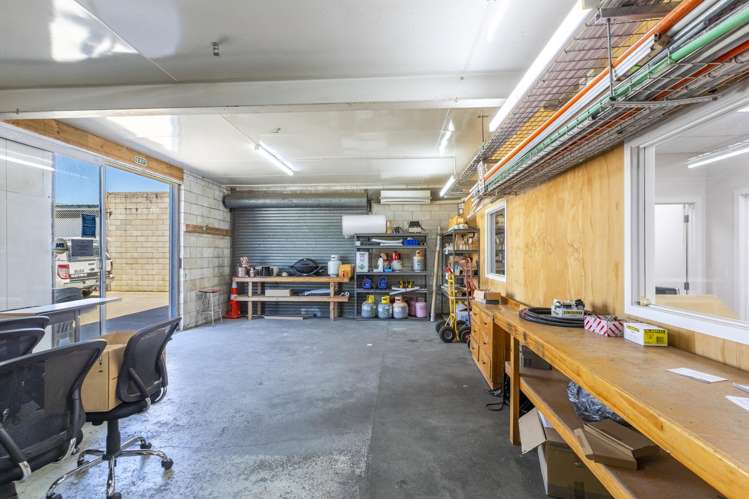 108 Stoneycroft Street Camberley_2
