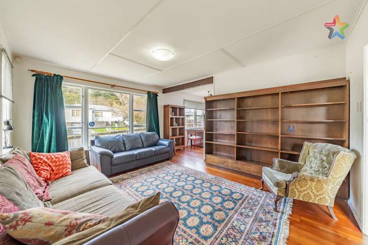 58 Lees Grove Wainuiomata_10