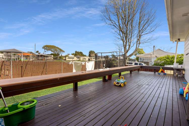 8 Dorendia Place Clendon Park_7