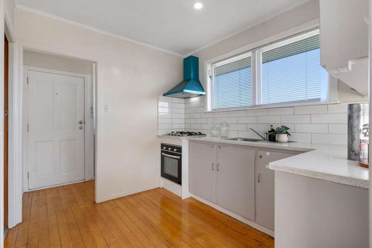 3/295A Blockhouse Bay Road Avondale_6