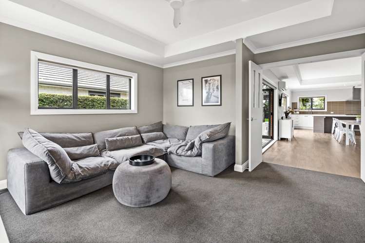 9 Henry Bell Close Leamington_12