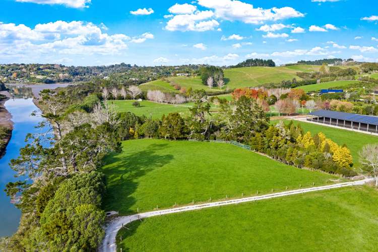 97 Sharp Road Matakana_46