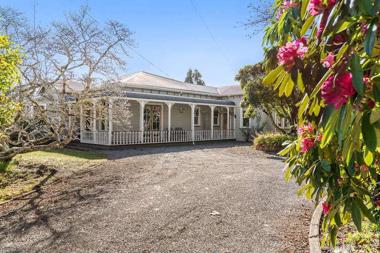 36 Clifton Avenue Carterton_2