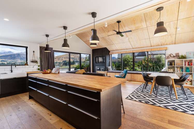 28 Myles Way Lower Shotover_3