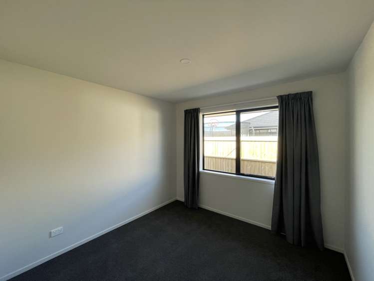 53 Stud Road Yaldhurst_11