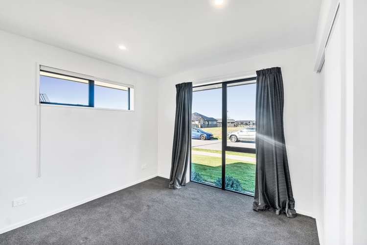 5 Silverstone Loop Rolleston_13