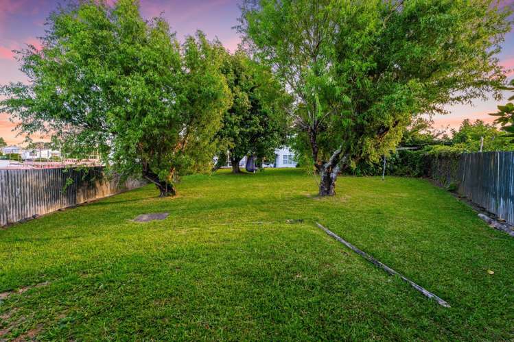 56 Colwill Road Massey_25