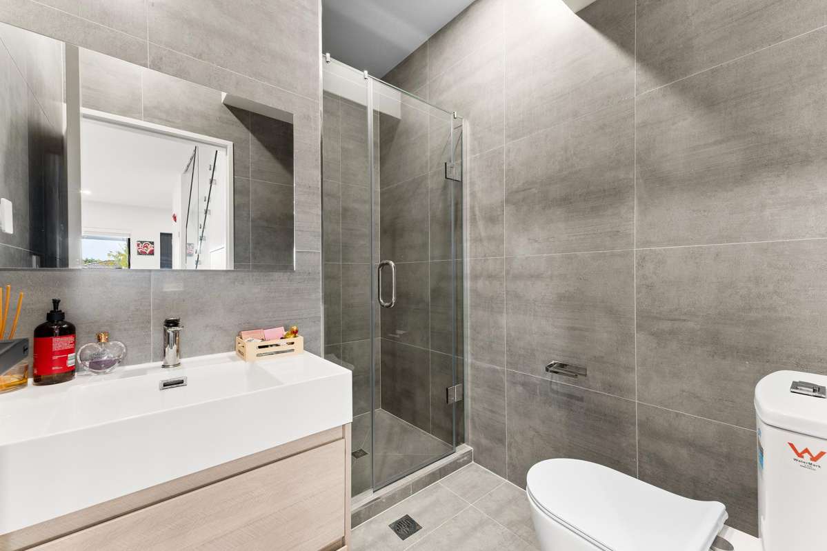 21 Vanderbilt Parade_5