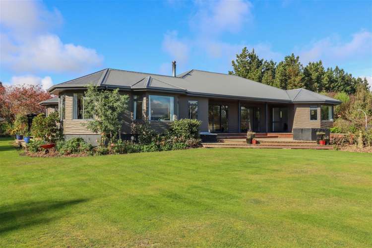 426 Doake Road Levels Valley_1