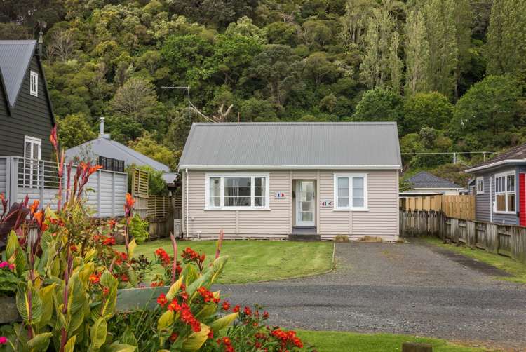 102 Prices Avenue Thames-coromandel_1