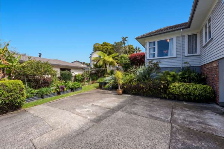 19 Eastglen Road Glen Eden_18