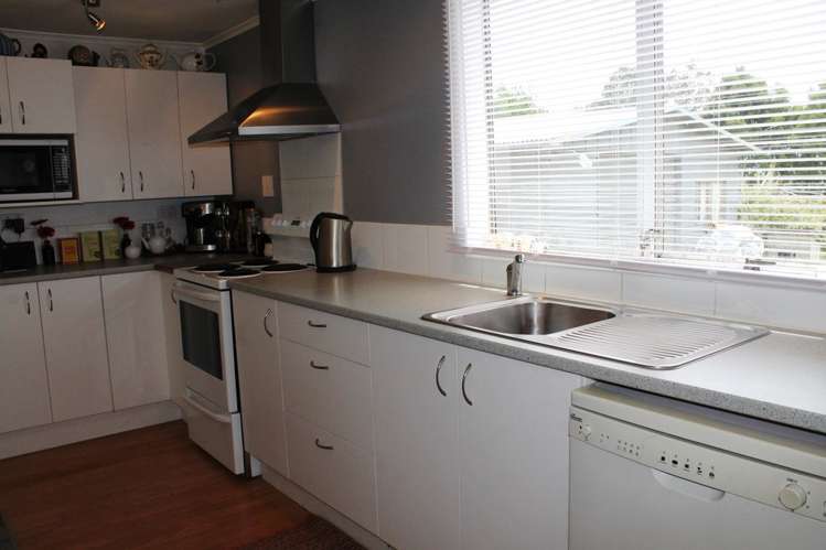 20 Kinloch Road Lichfield_11