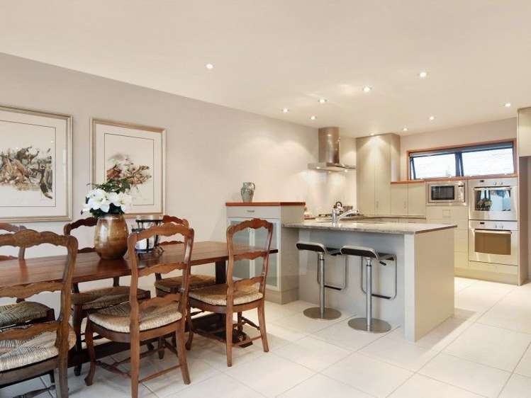 1/121 Grand Drive Remuera_4