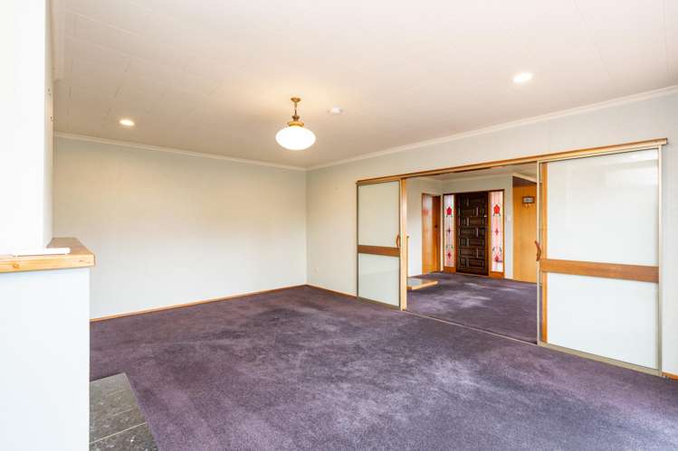 11 Douglas Street_4