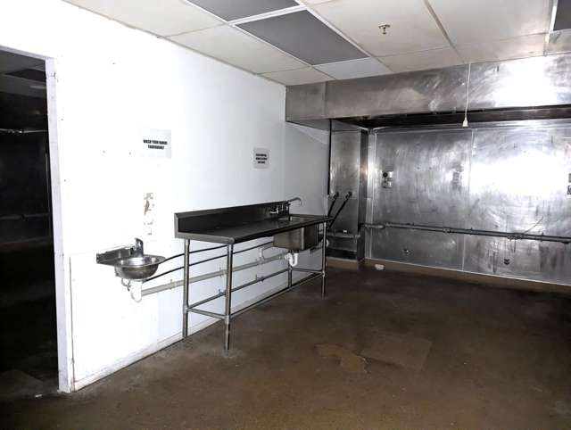 Part Level 1 and 2/187 Victoria Street Te Aro_4