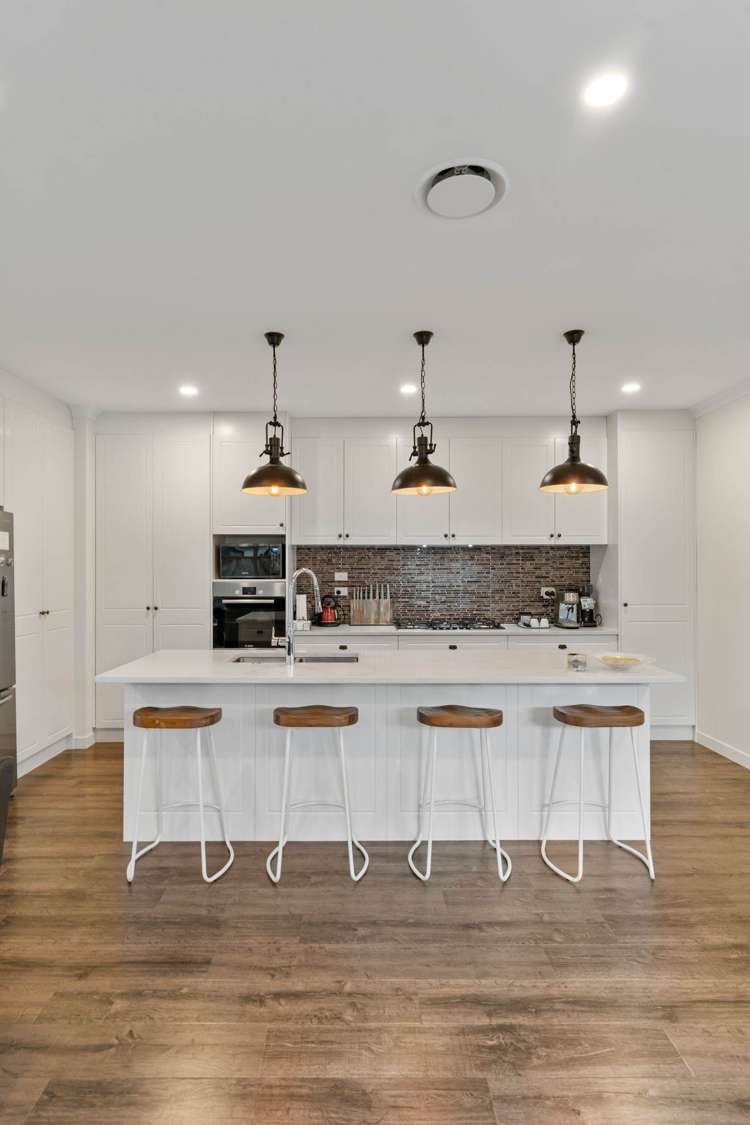 4 Cooladawson Drive Flat Bush_12