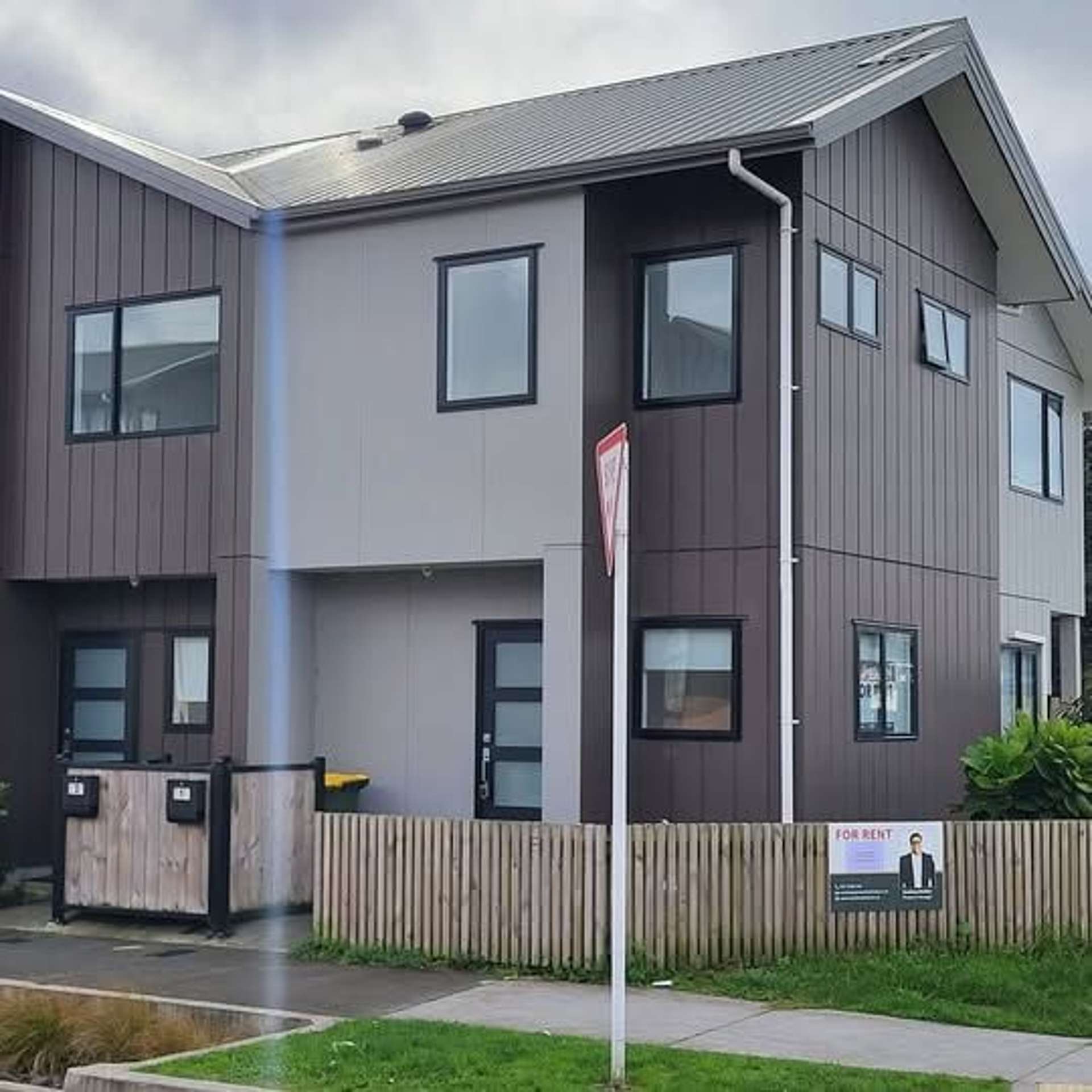 1 Eileen Newey Place Henderson_0