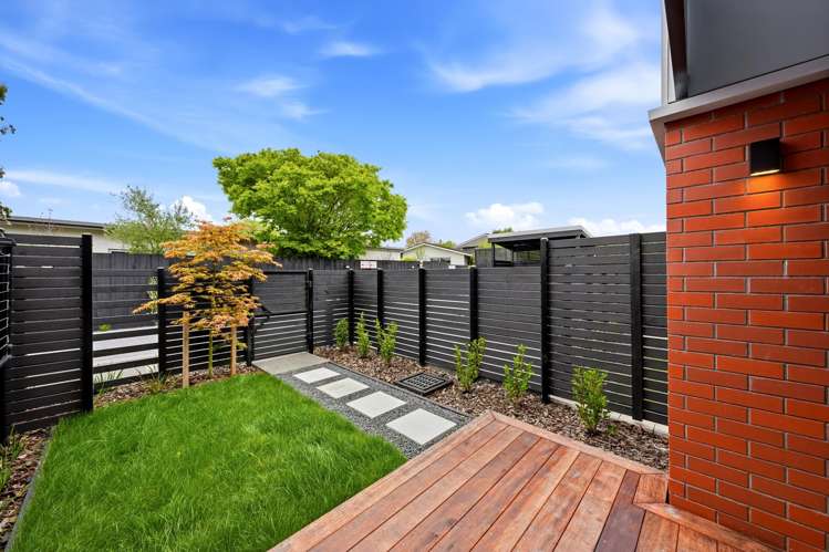 2/139 St Albans Street_1